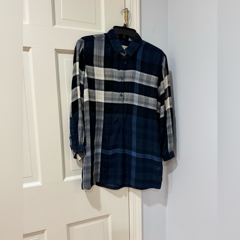 Burberry Brit sz M partial button down large blue checkered long sleeve shirt